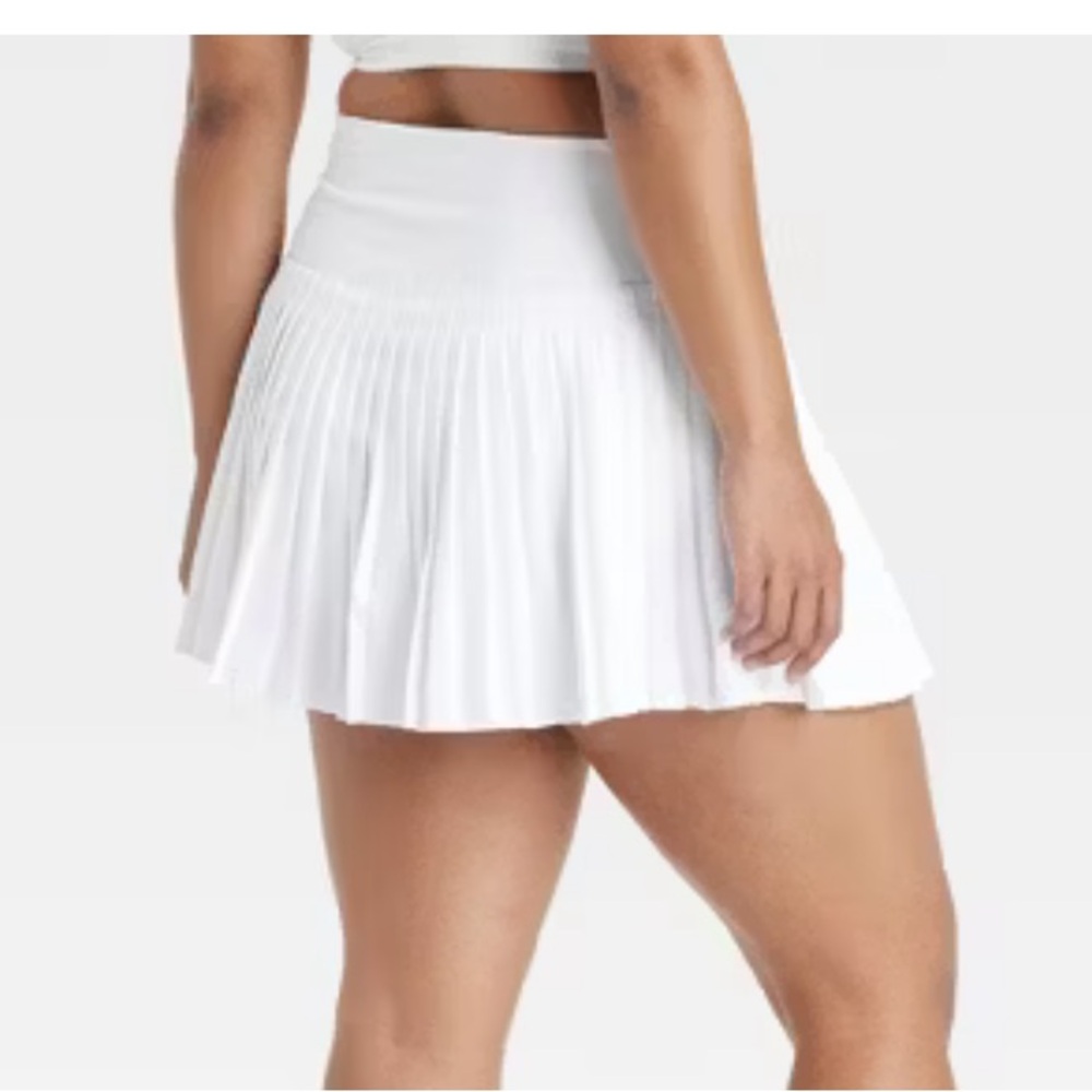 All in Motion White Pleated Skort - Picture 4 of 8